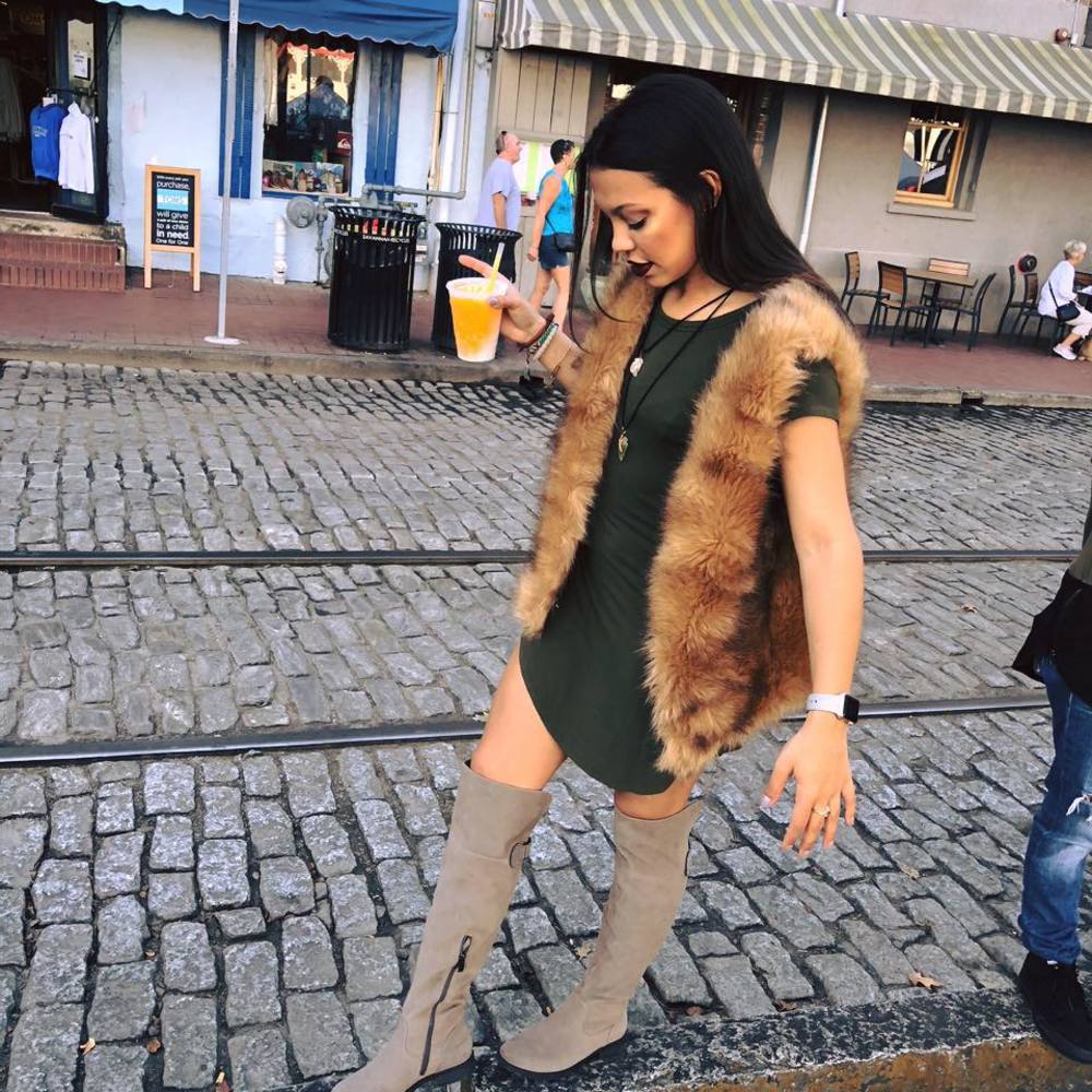 Meet your Posher, Aerial